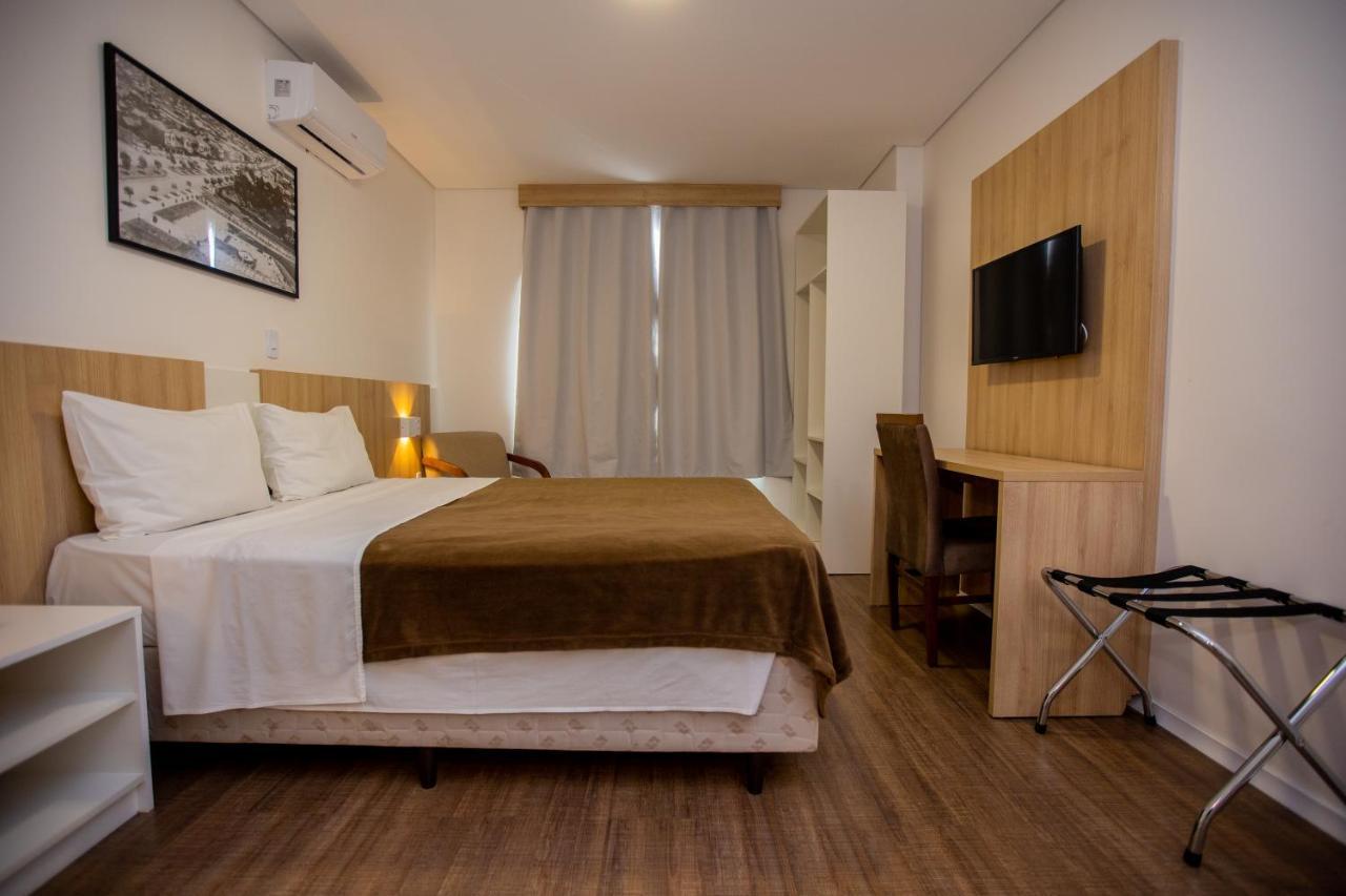 Tri Hotel Шапеко Экстерьер фото