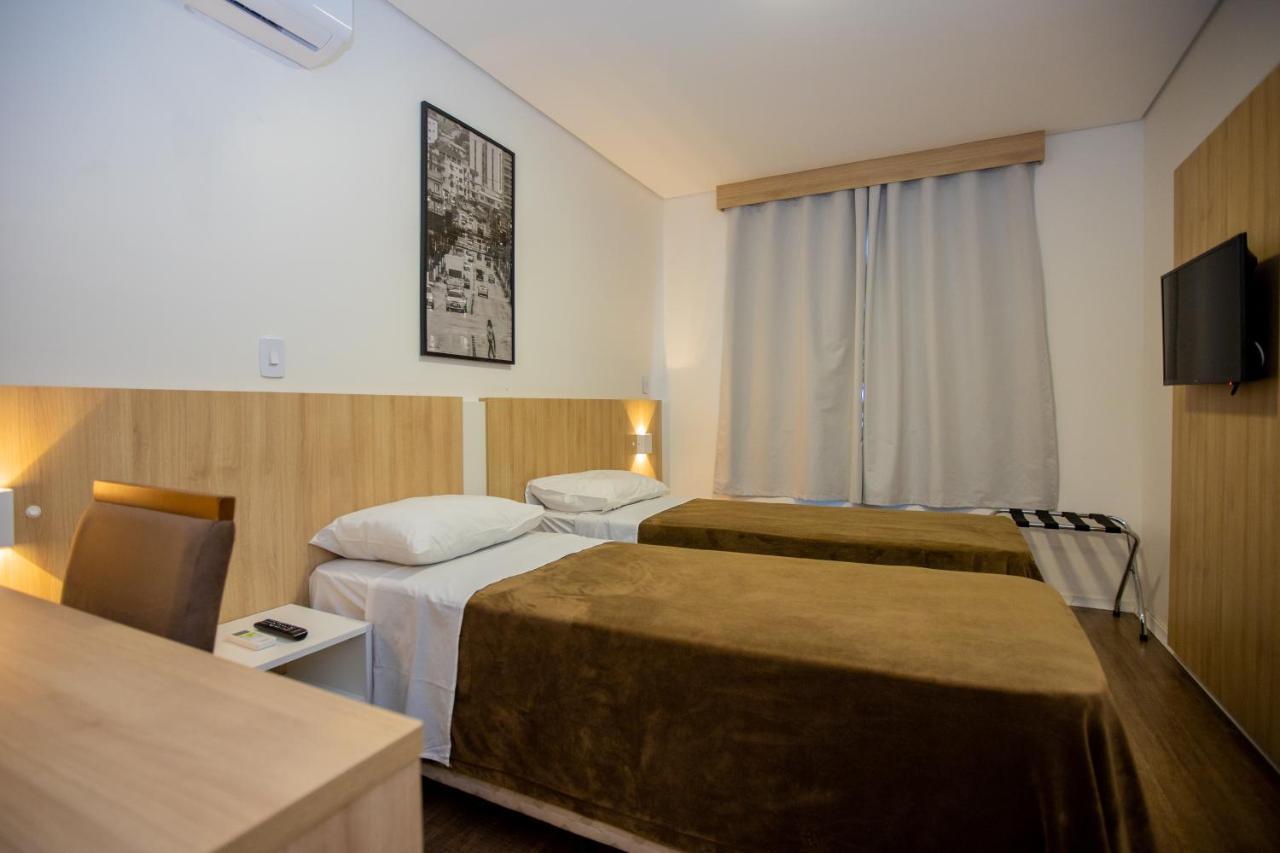 Tri Hotel Шапеко Экстерьер фото