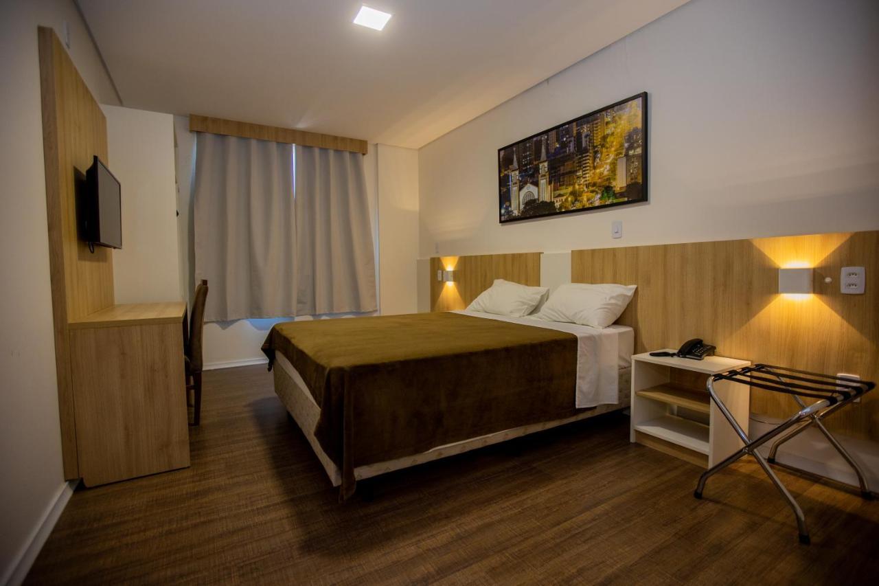 Tri Hotel Шапеко Экстерьер фото
