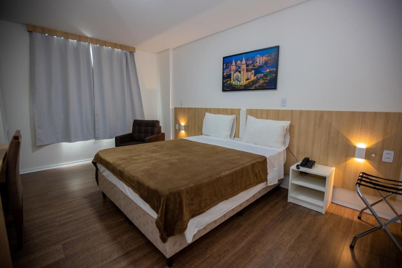Tri Hotel Шапеко Экстерьер фото